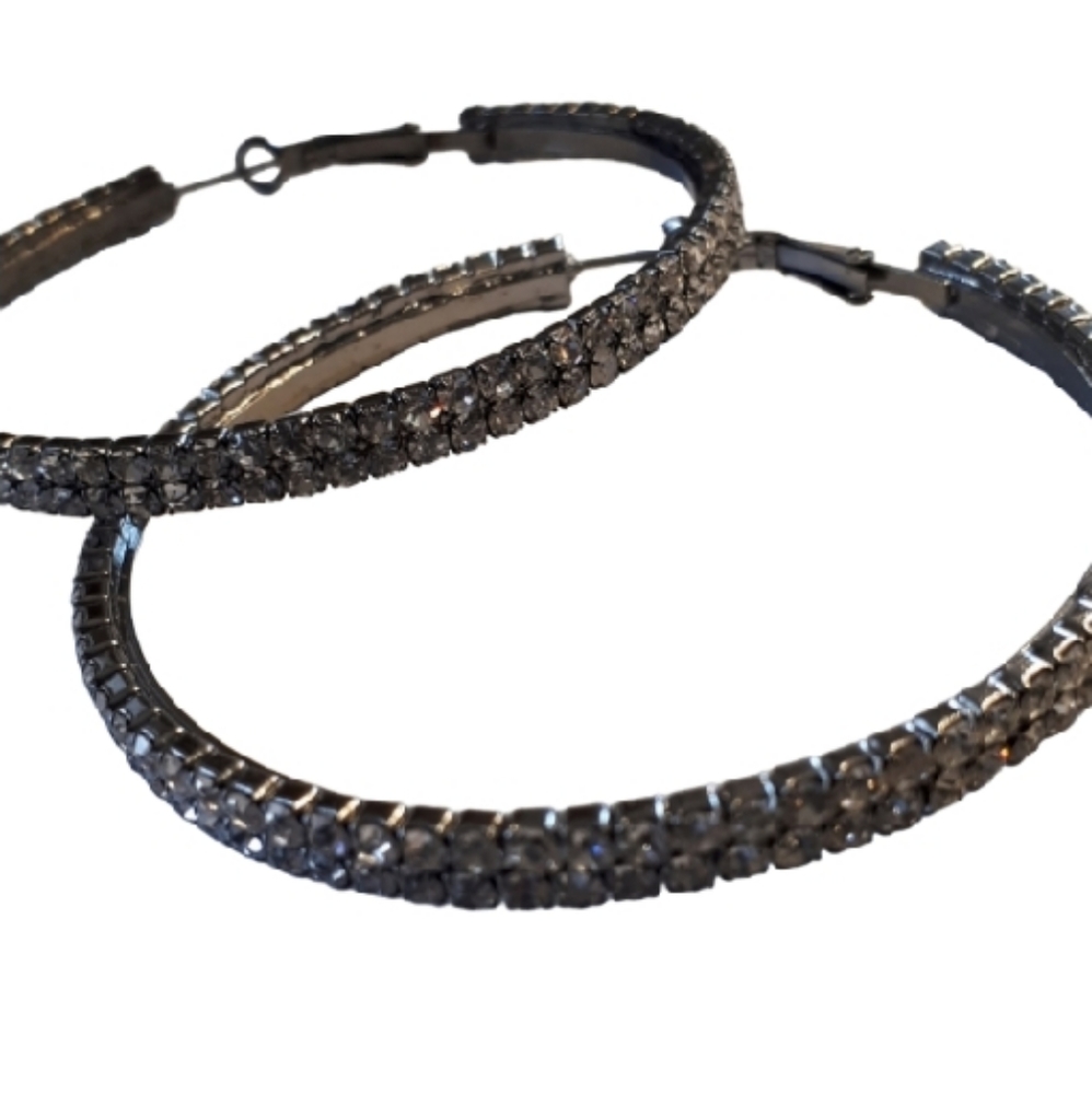 Silver hoops - Picture 3 of 3